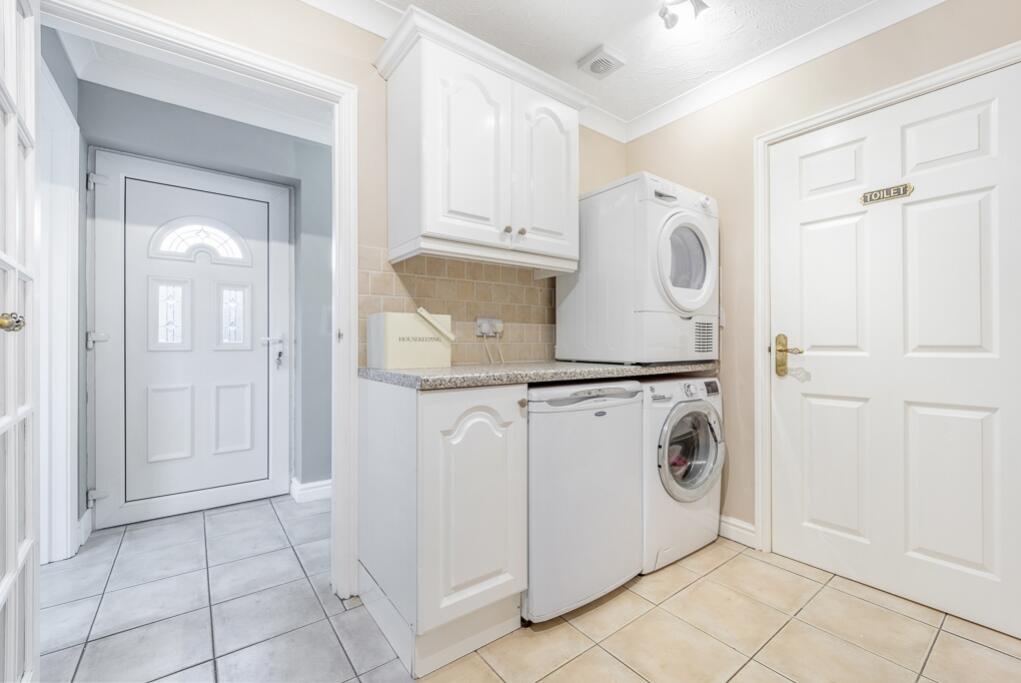 17 Hansard Way (Kirton)-24