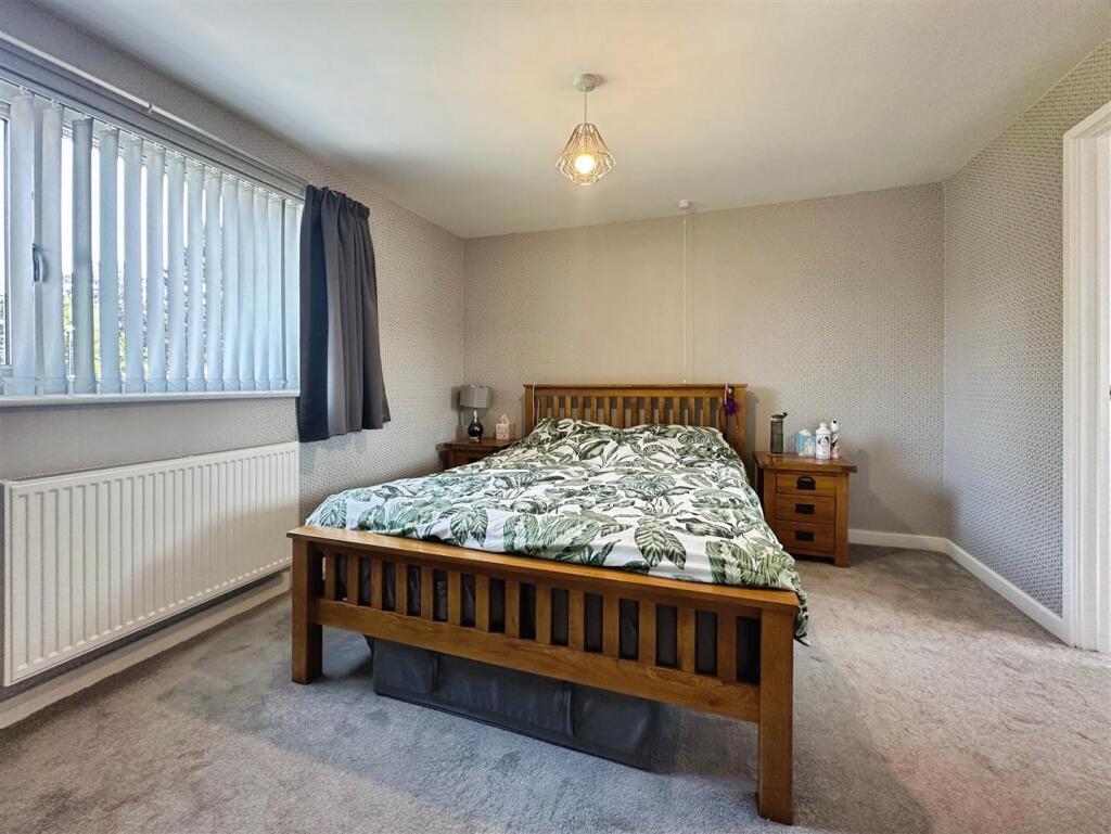 381afc2d--4BA2-95EA-2EF4B653040E-97422-00001F0AA26