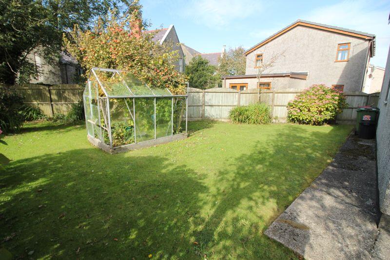 side/rear garden