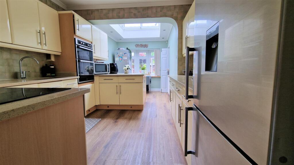 Kitchen .jpg
