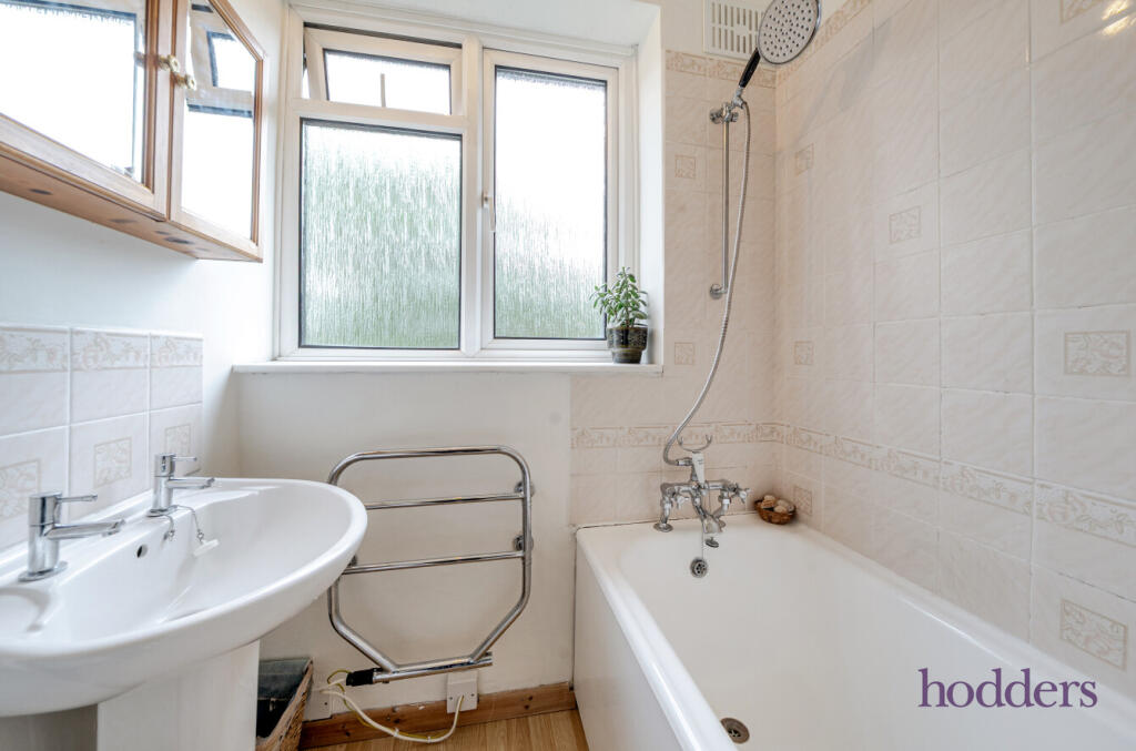 8284f867-b8b7-401...