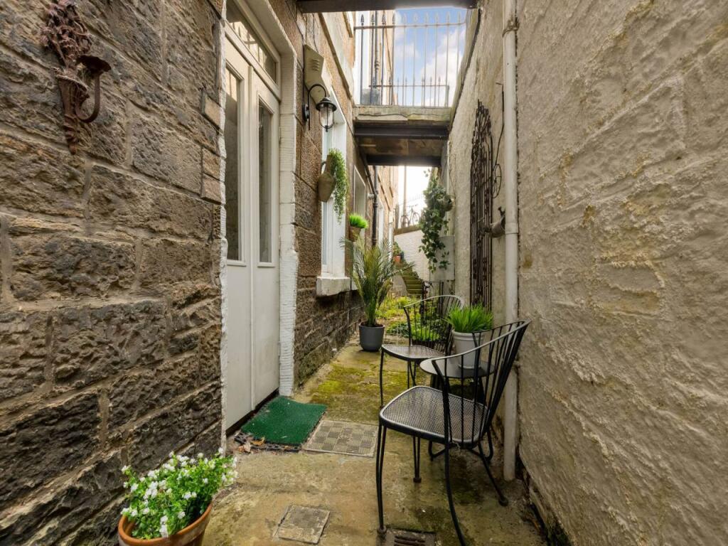 65300_SaxeCoburgSt01