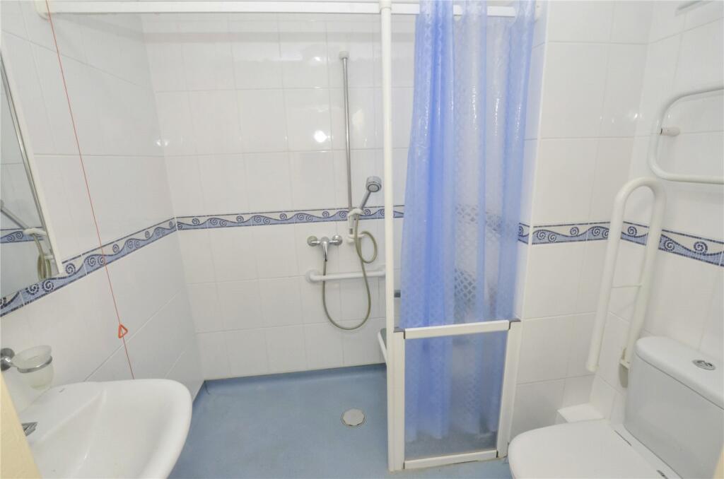 Shower Room/Wc