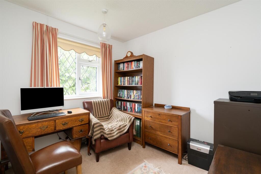 16 Frankholmes Drive_8.jpg