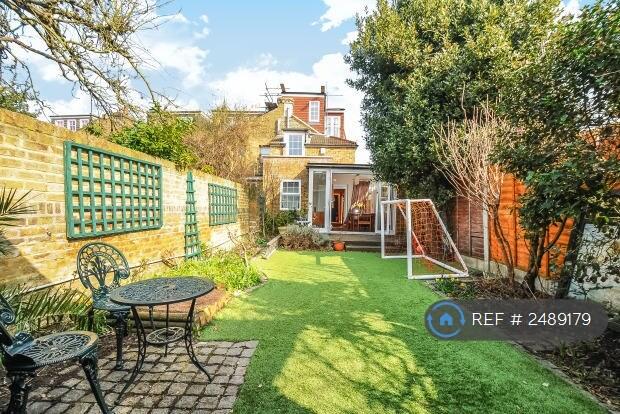 Garden With Garden Office
