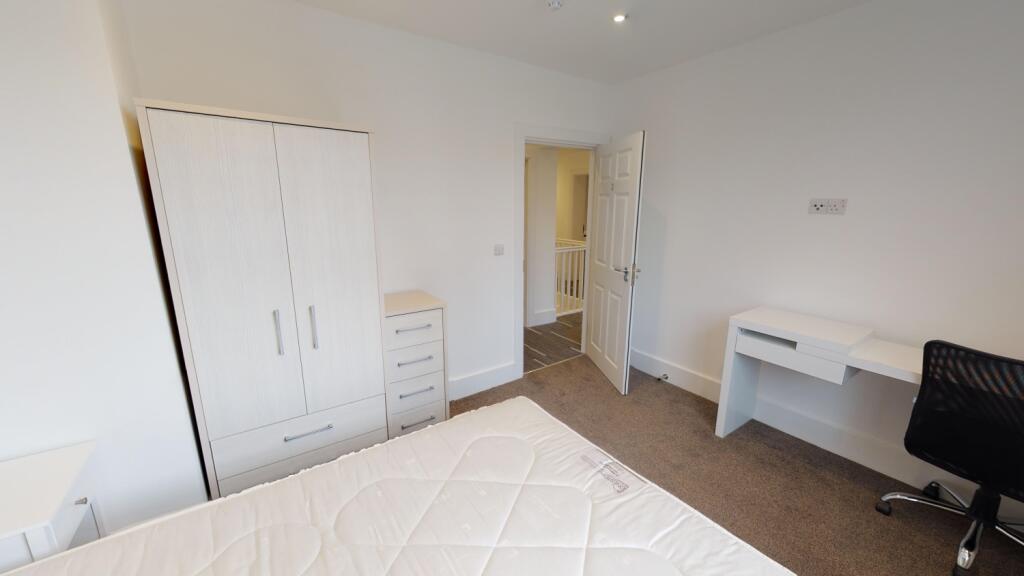 13-Saint-Peters-Gate-Flat-2-Bedroom-3-1