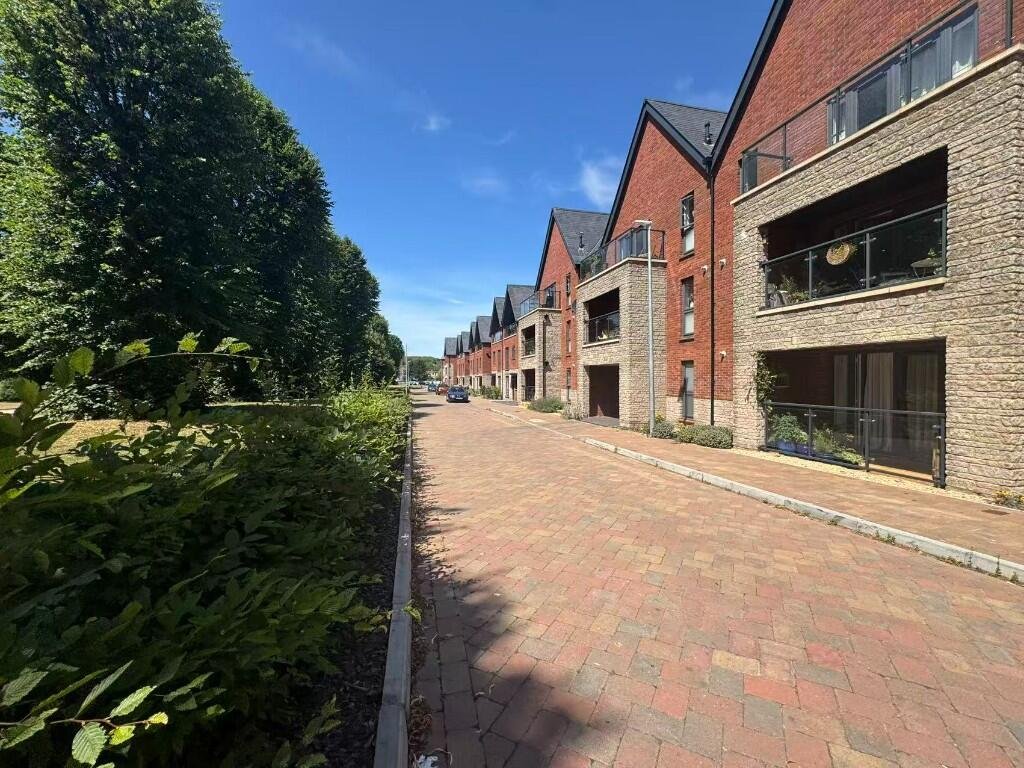 Cavendish Way, Bristol, BS10