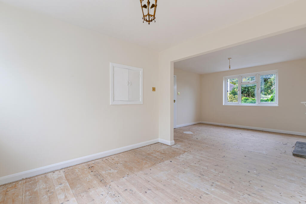 A13 - 3 Orchard View, Frogmore - 251014