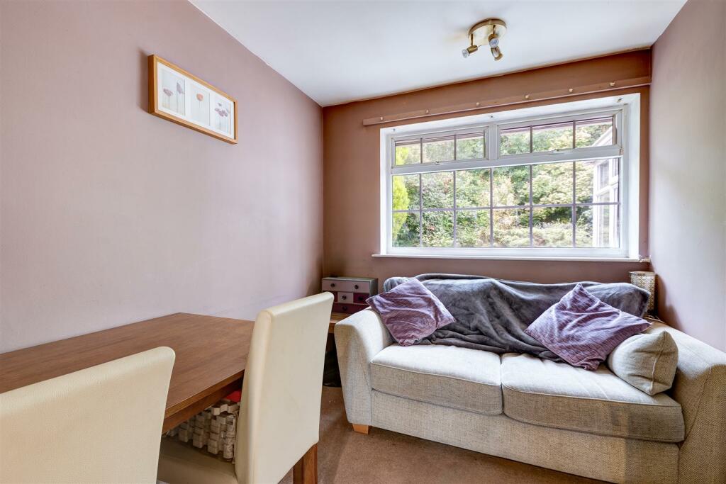 7 Knights Close, Ashby