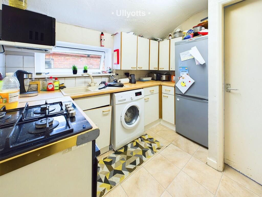 Flat 2 Kitchen