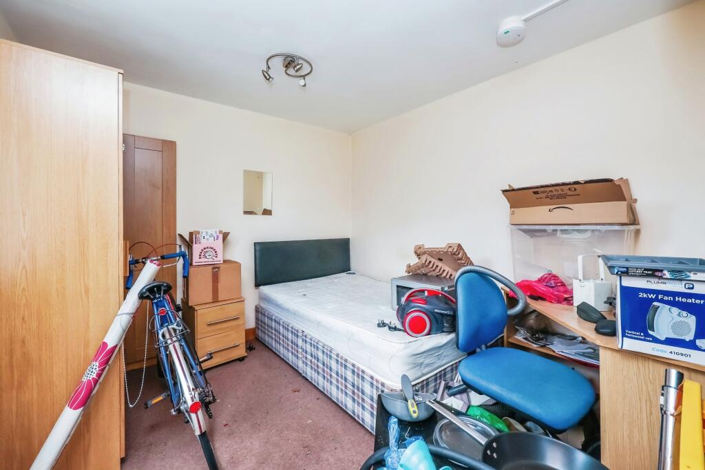 Reception/Bedroom