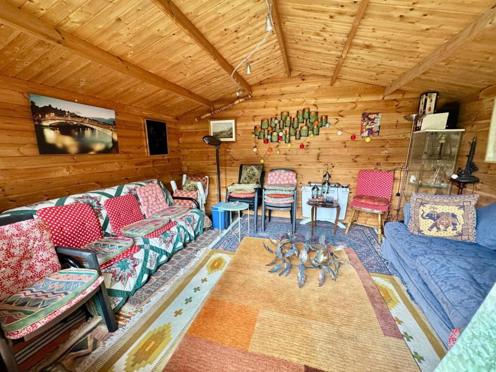 PHOTO-2025-08-12-12-08-45 (6).jpg