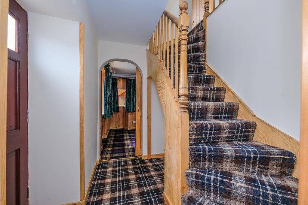 Entrance hall and stairwell