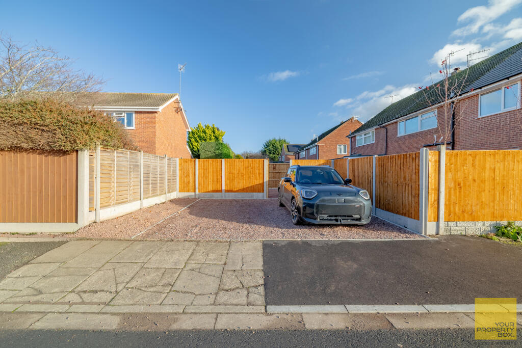 13GreenfordGardens-68