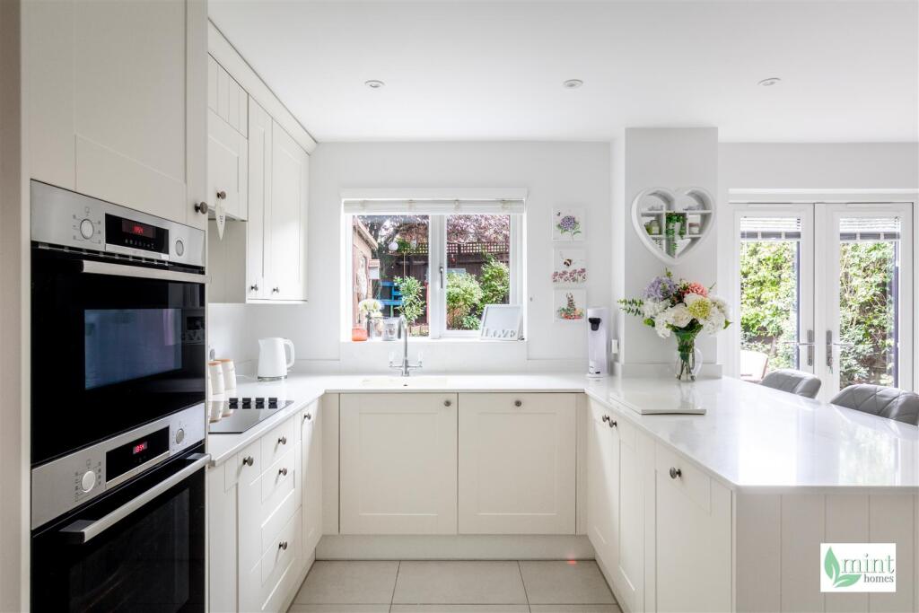 Watermark - 24 Palmer Crescent-30.jpg