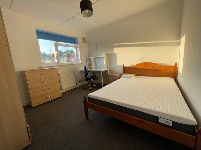 hillside-avenue-ct2-8ez-1015071