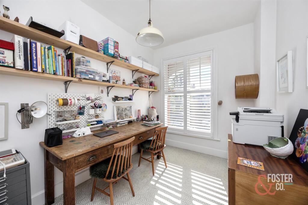 Burton VIllas, 6-004.jpg