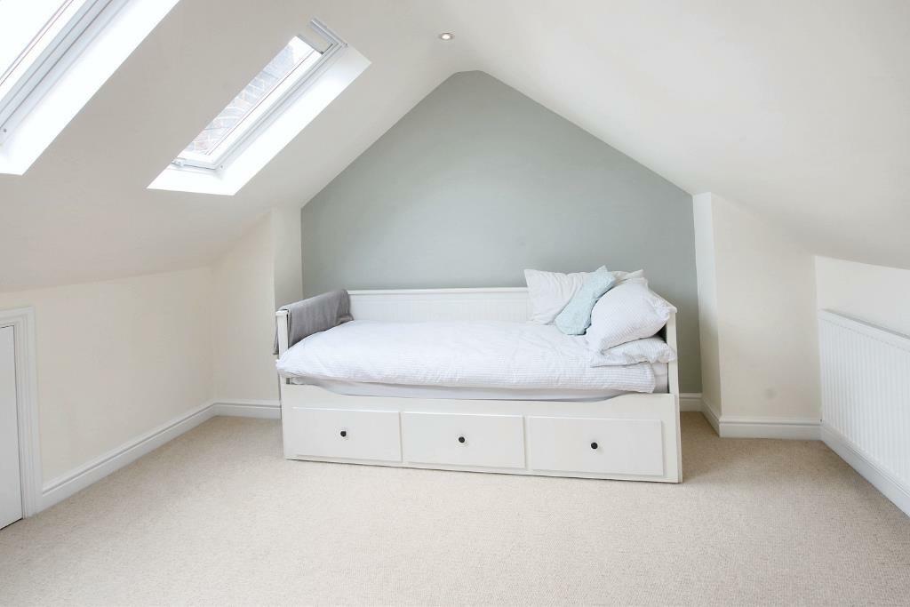 BED 3 1 (Portal Size).JPG