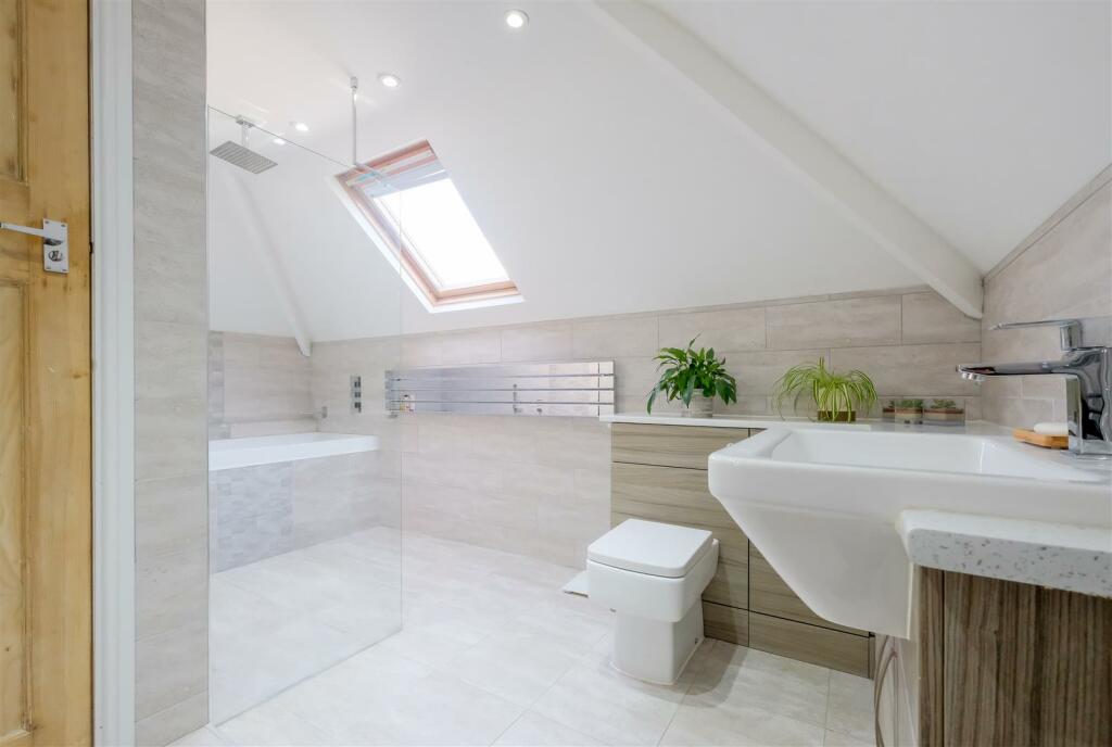 House Bathroom/Wet Room