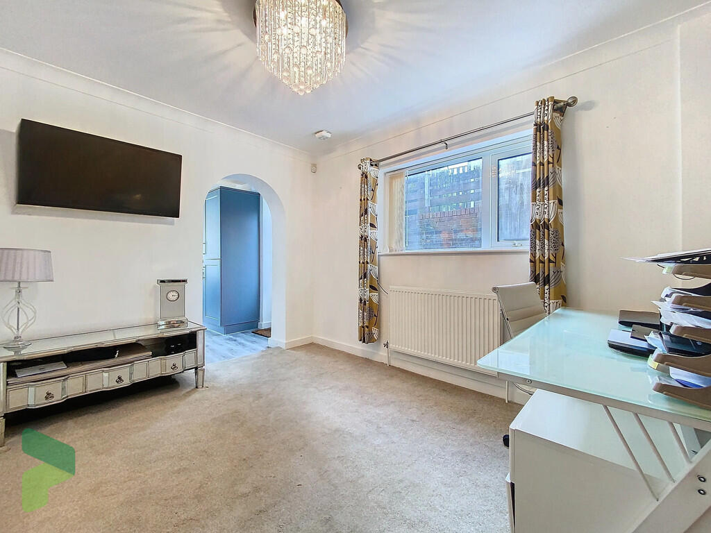 Morning Room / Sn...