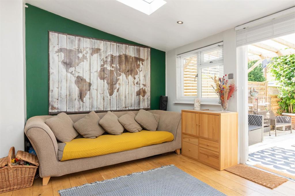 Open Plan Living Accommodation