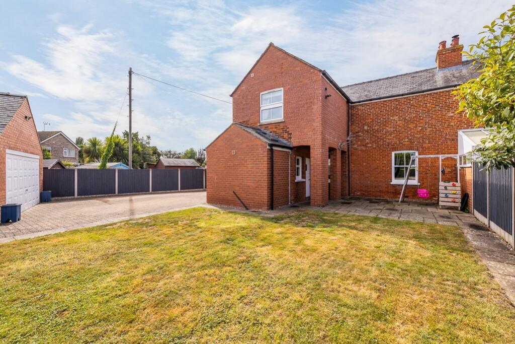 180 London Road (Wyberton)-14