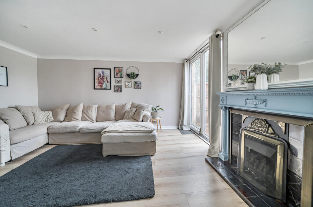 1387398-5-6931aad...