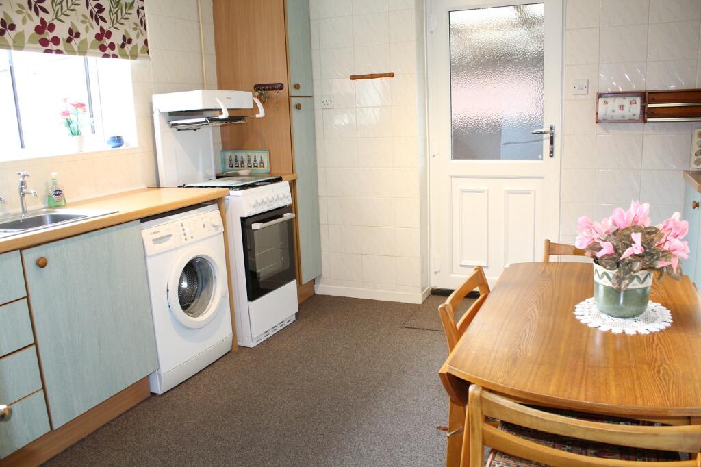 Kitchen picture 2