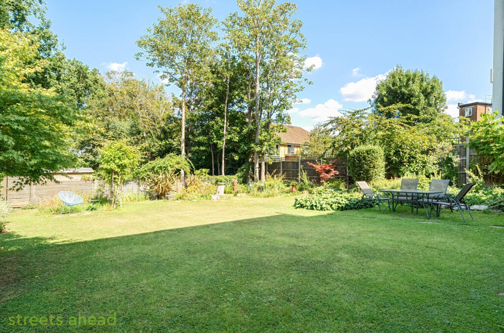 248d080c-4f44-49a...