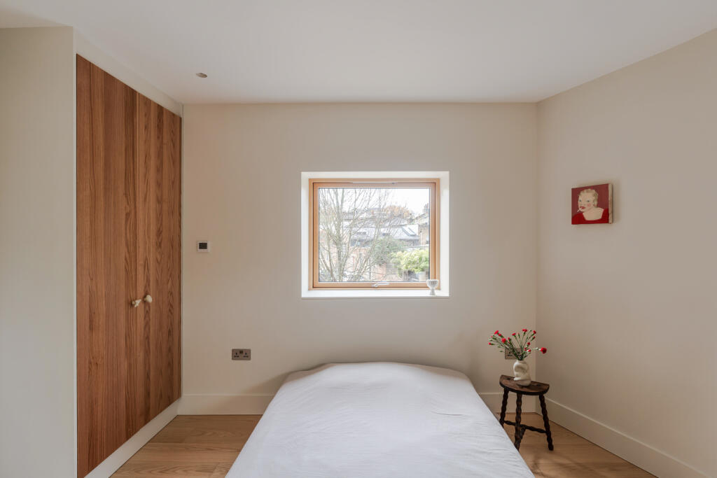 319686 - 49 Lamble Street_34.jpg