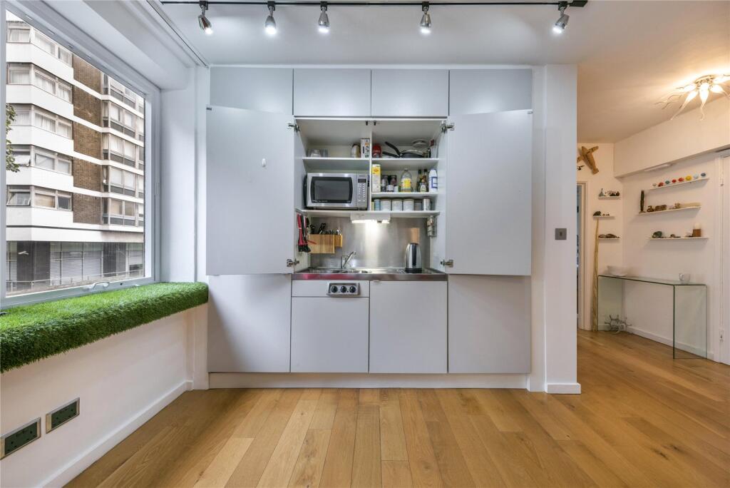 Kitchenette