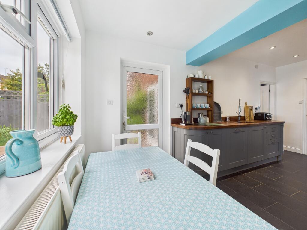 CAM05192G0-PR0129-STILL009