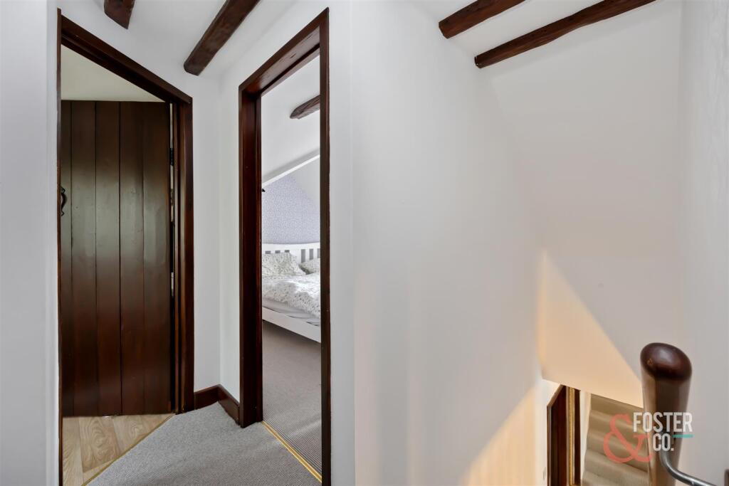 Cuckfield Lane, Stable Cottage-014.jpg