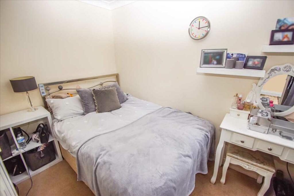 Bedroom2