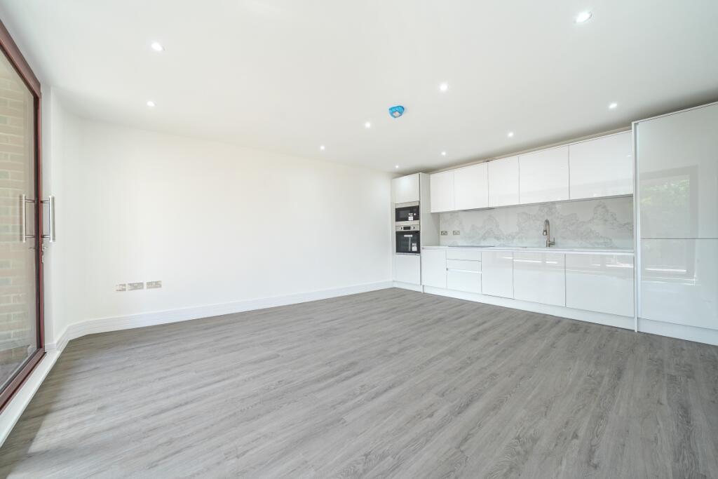 1349798-8-68c7f83...