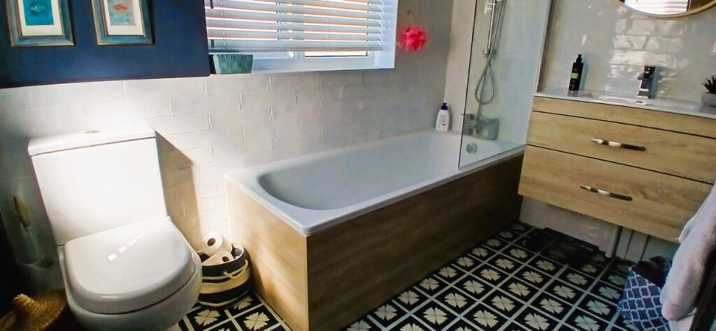 Bath Rm