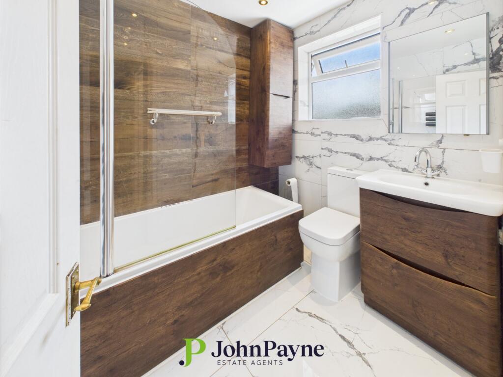 Modern Bathroom