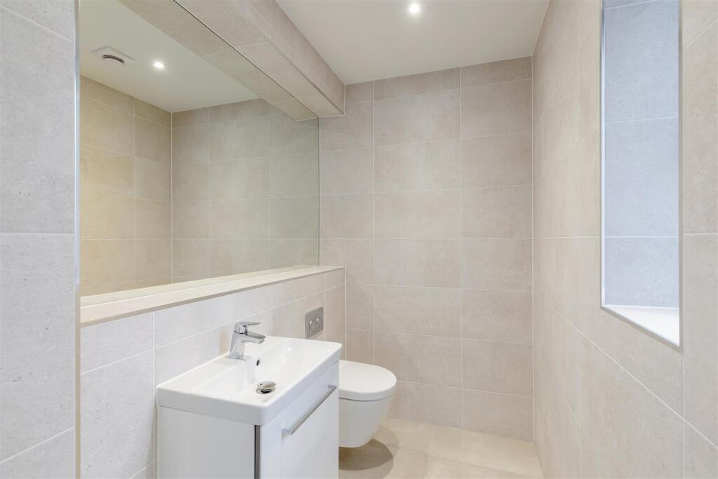 8665193-interior05.jpg