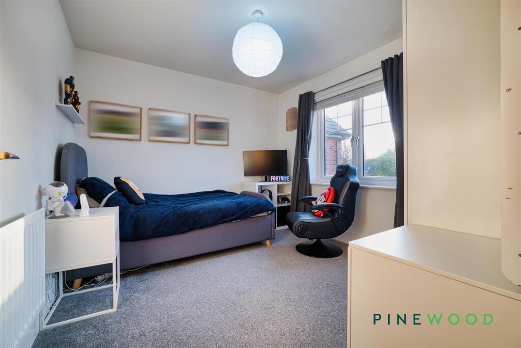 BEDROOM 3