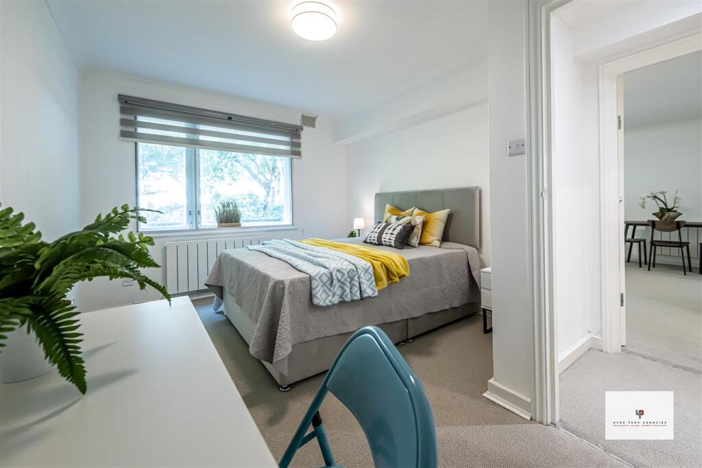 Devonport 2-013 HR - HPA.jpg