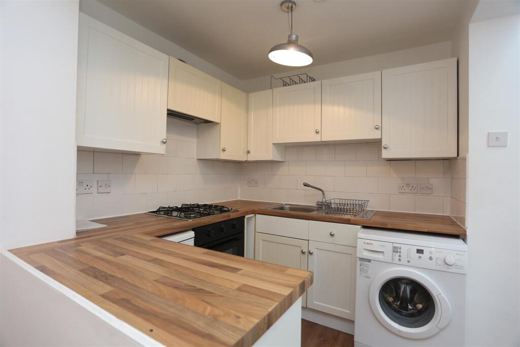 4 Kingsbury Street Kitchen (3).JPG