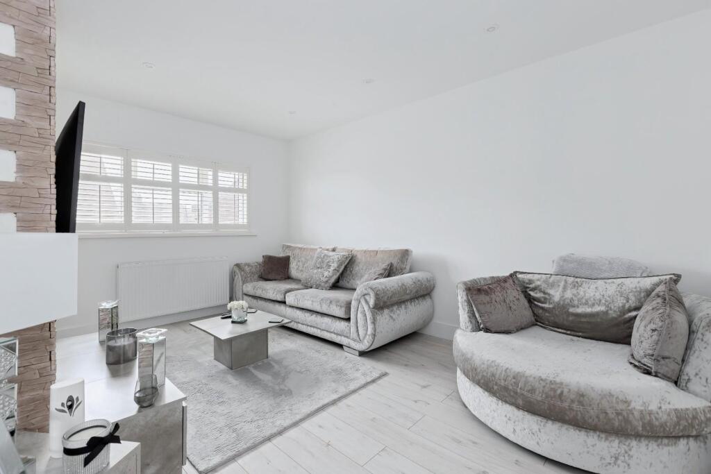 Poynings Drive_17.jpg