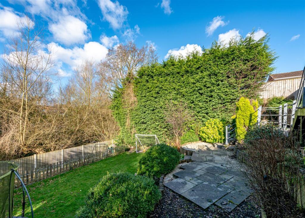 111 Rookery Road-External (4).jpg