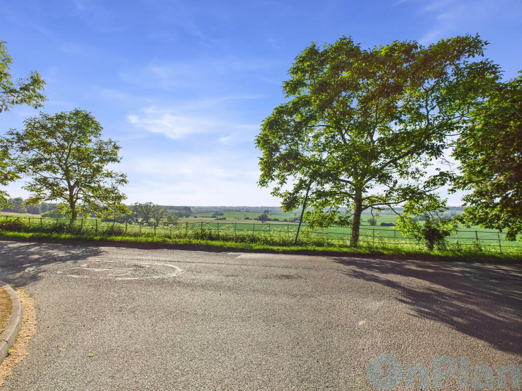 CAM04024G0-PR0027-STILL007