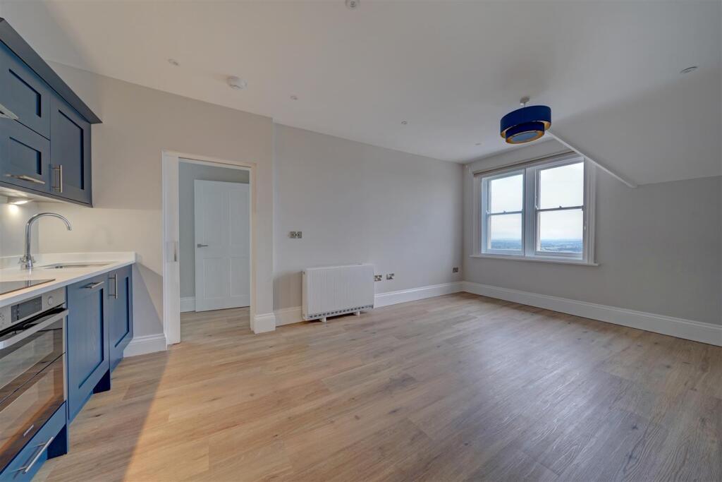 6b Queens Drive (14).jpg