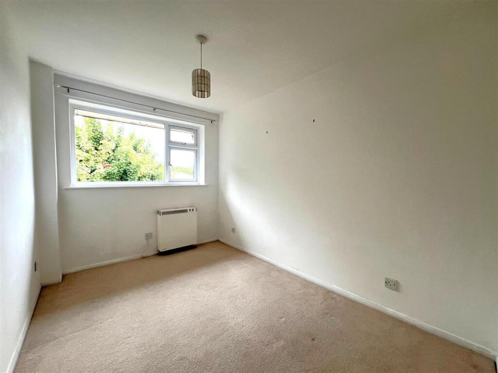 Small Bedroom.jpg