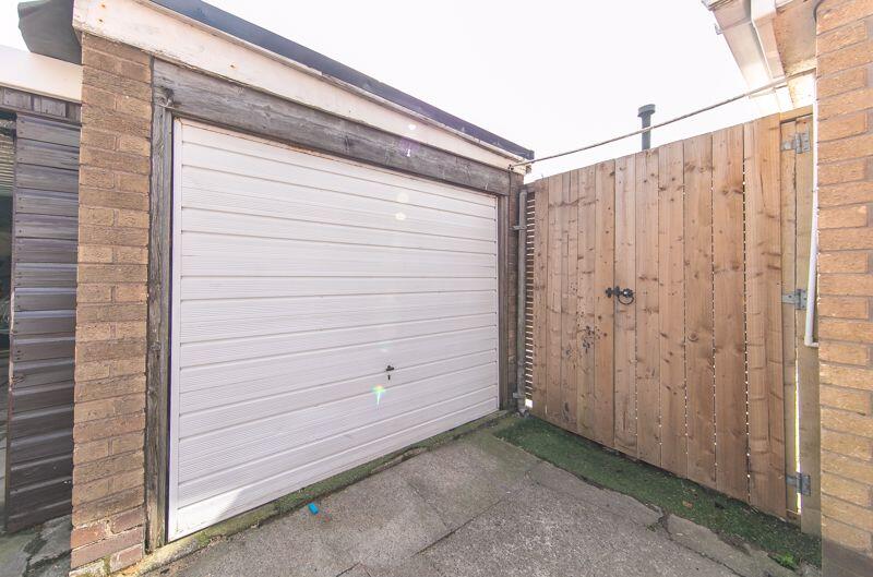 External garage