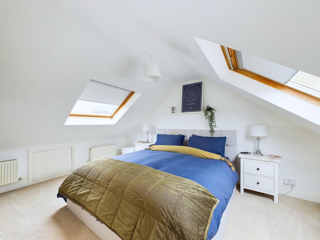 30002940-HR-4