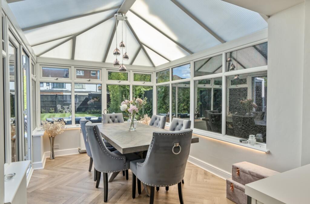 1350102-7-68bafa0f3f410