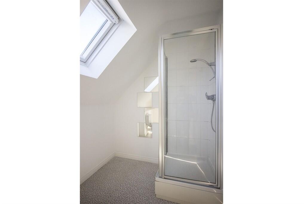 97450_168839_IMAG...